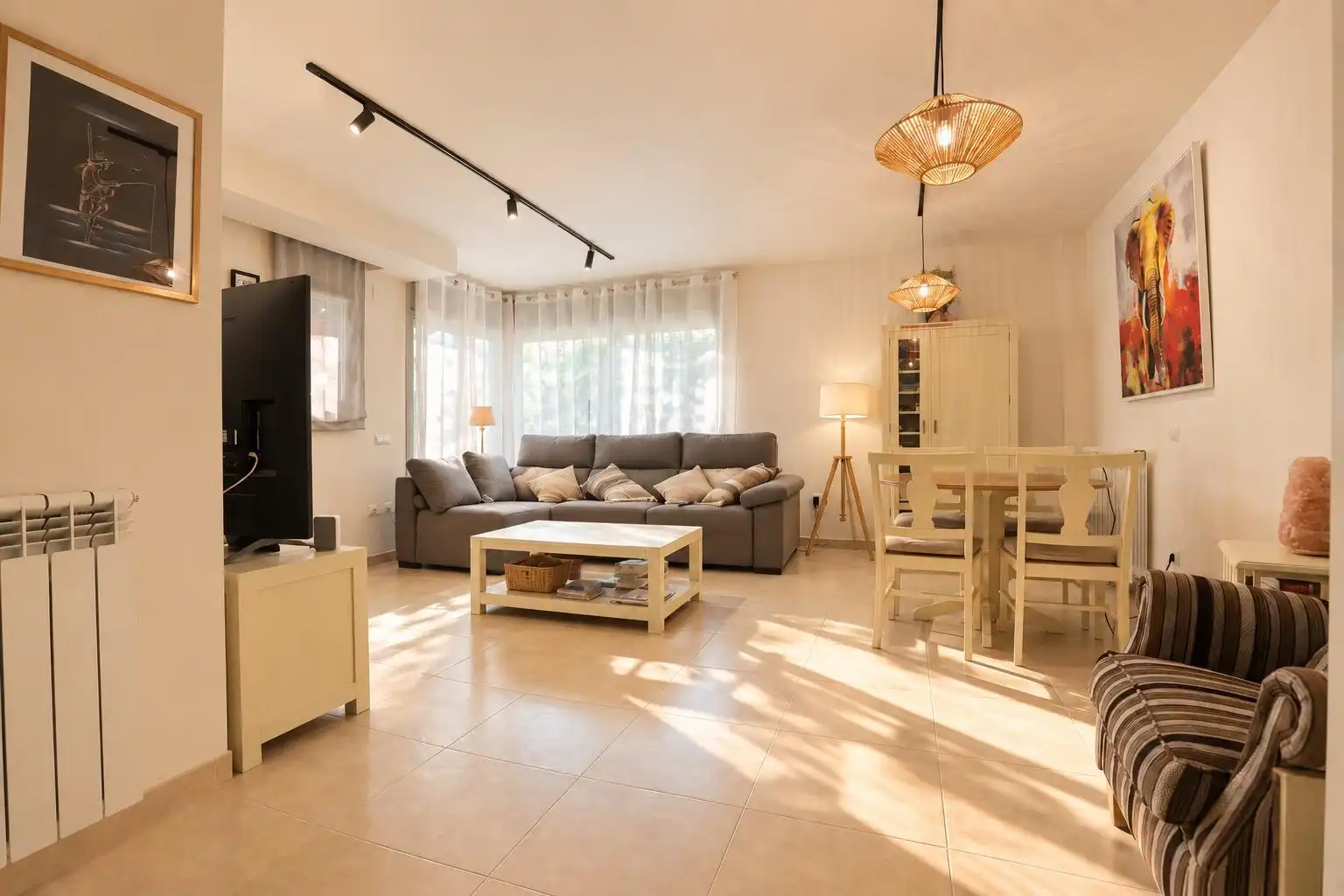 Sala de estar de Casa adosada en venta en Cambrils con Aire acondicionado, Calefacción y Terraza