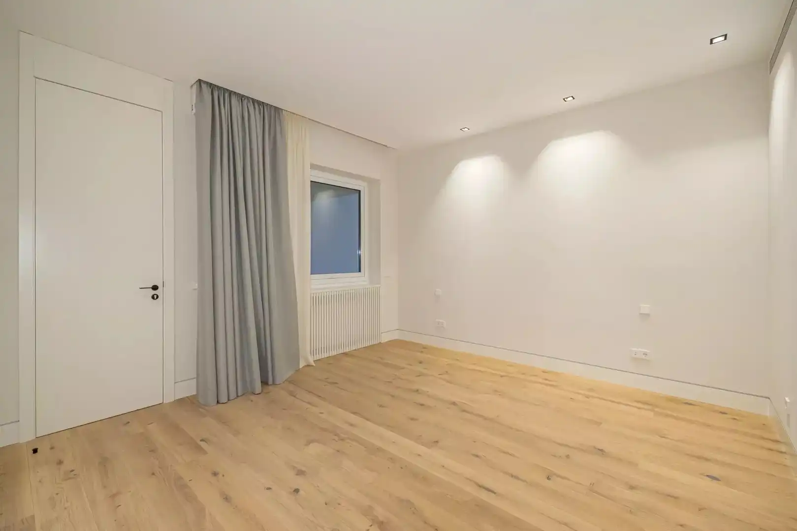 Schlafzimmer von Wohnung zum Verkauf in Madrid mit Klimaanlage, Heizung und Abstellraum