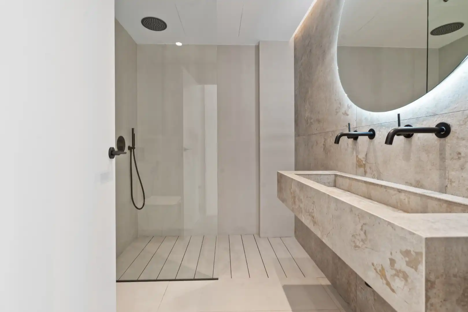 Bathroom of Duplexes for sale in Estepona  with Air Conditioner, Terrace and Storage room