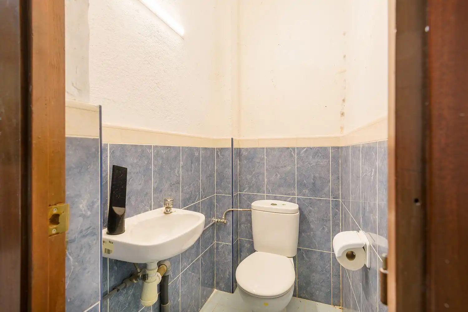 Badezimmer von Einfamilien-Reihenhaus zum Verkauf in Benidorm mit Klimaanlage, Terrasse und Abstellraum