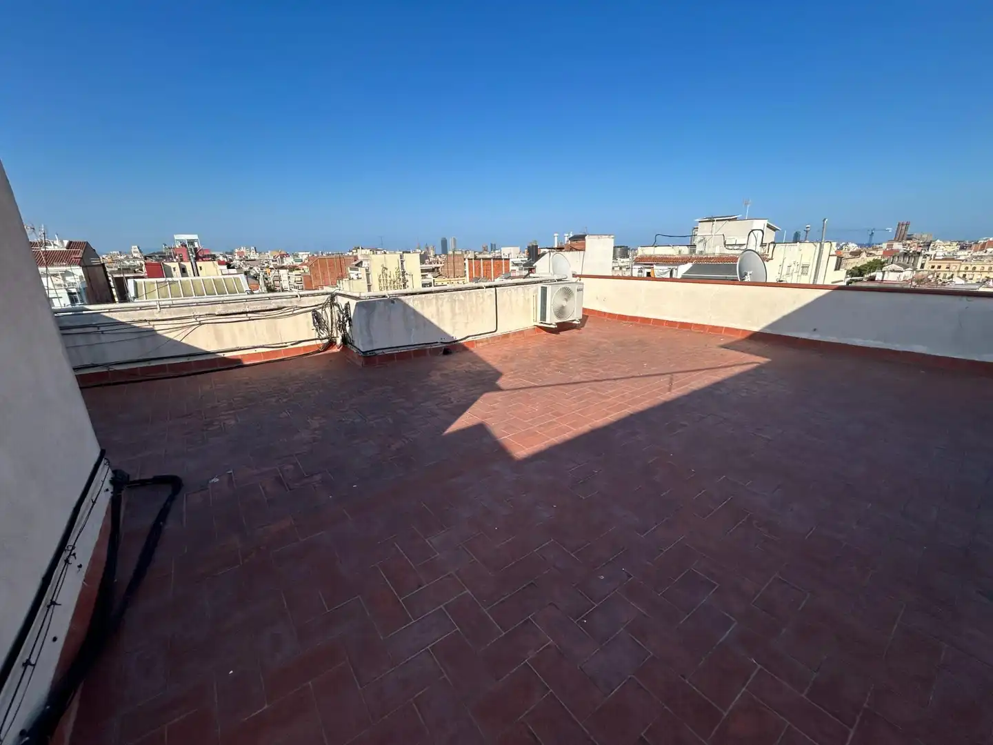 Ático con terraza en venta en Carrer de Floridablanca, imagen 23