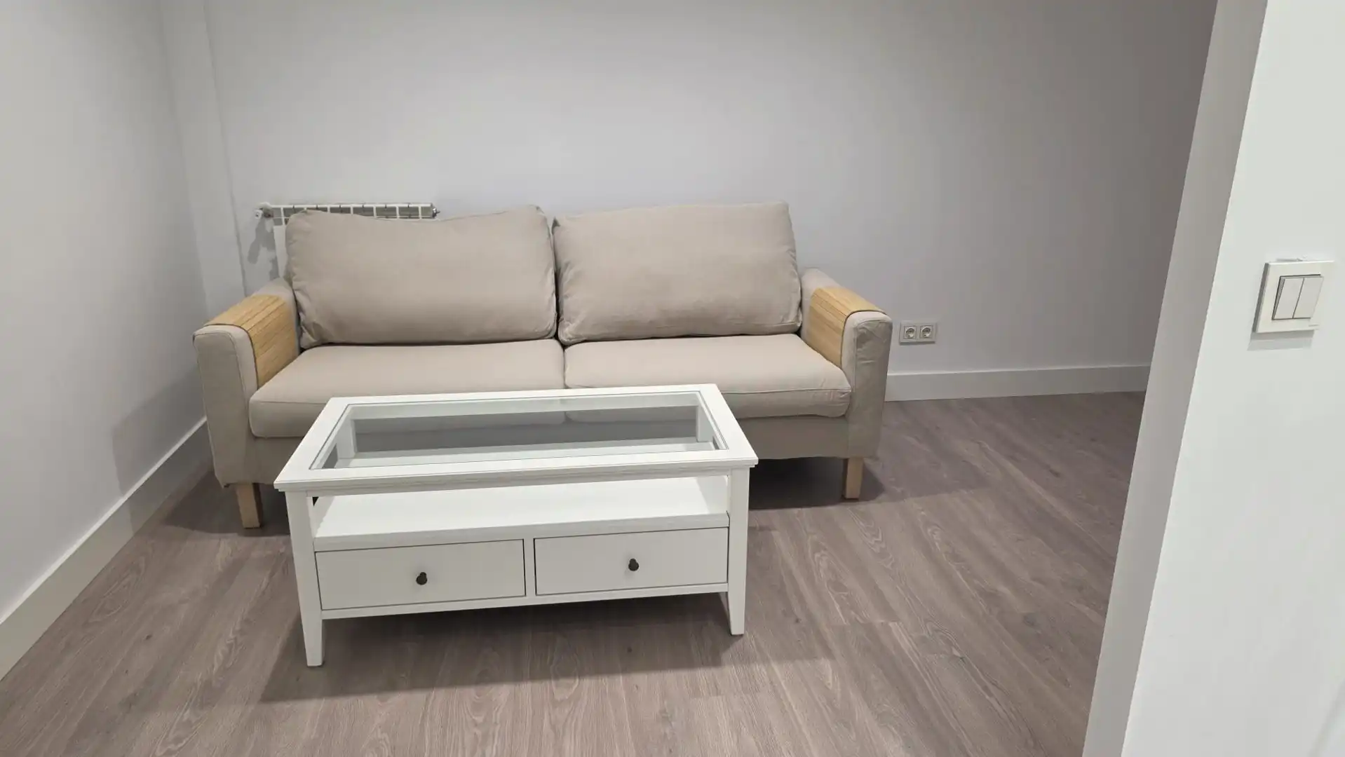 Sala de estar de Estudio de alquiler en Zaragoza con Amueblado