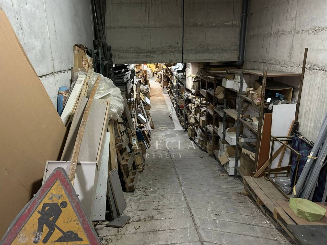 Nau industrial en venda en Terrassa