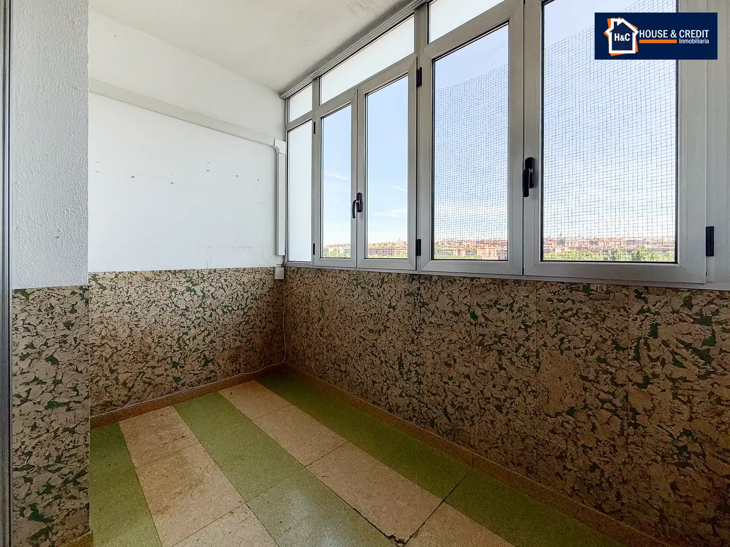 Balcony of Flat for rent in Madrid  with Air Conditioner, Heating and Parquet flooring