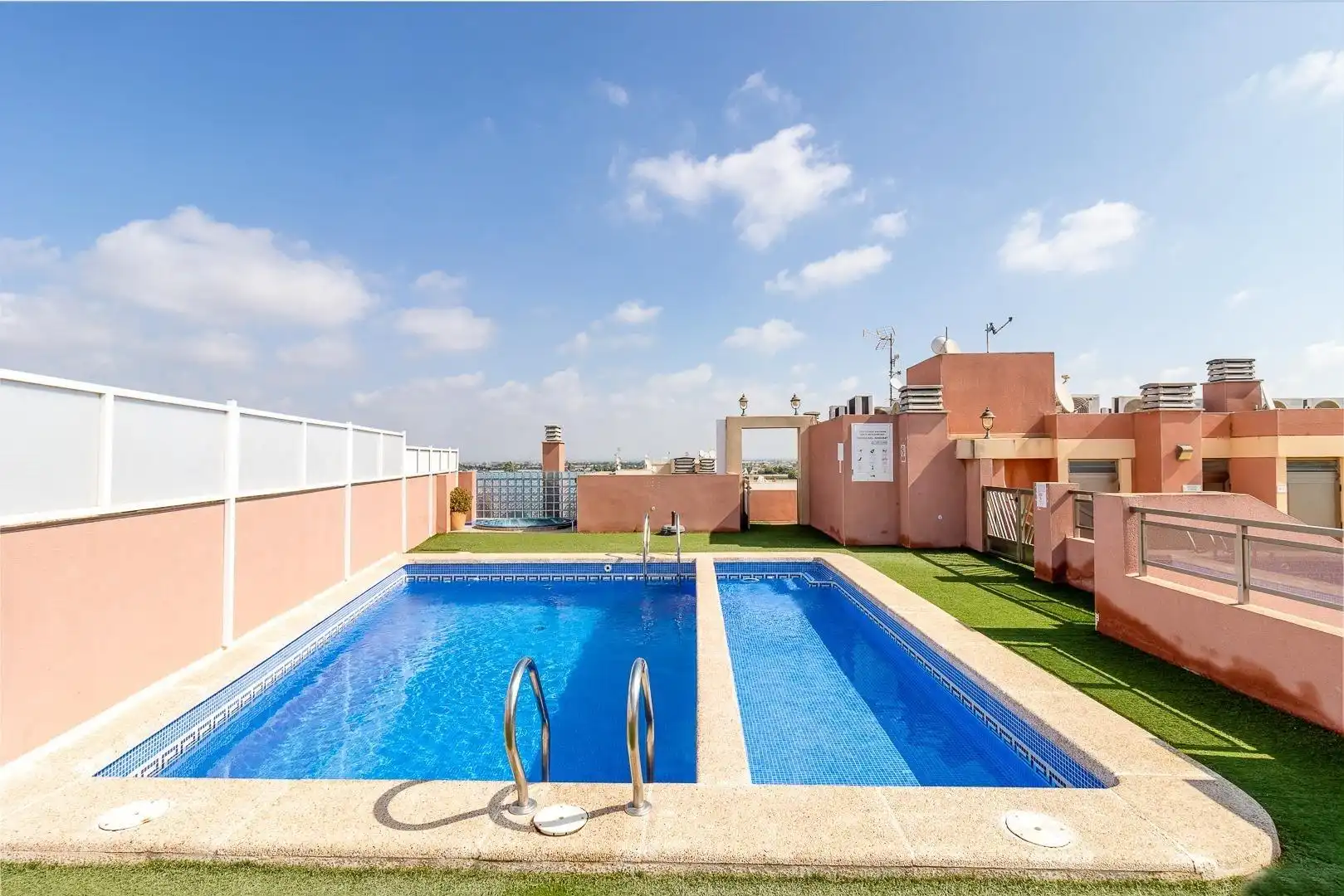 Piscina de Apartamento en venta en Formentera del Segura con Terraza y Piscina comunitaria