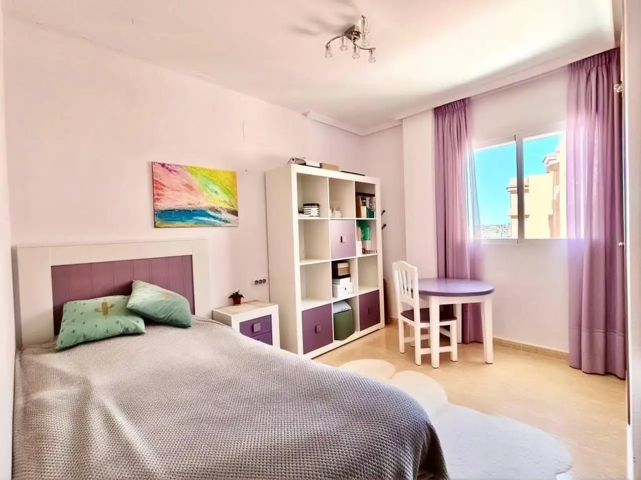 Habitación de Ático de alquiler en Orihuela con Aire acondicionado, Terraza y Amueblado