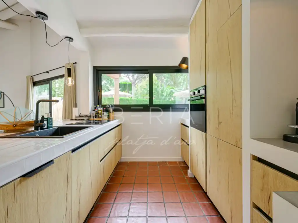 Küche von Haus oder Chalet zum Verkauf in Santa Cristina d'Aro mit Klimaanlage, Heizung und Privatgarten