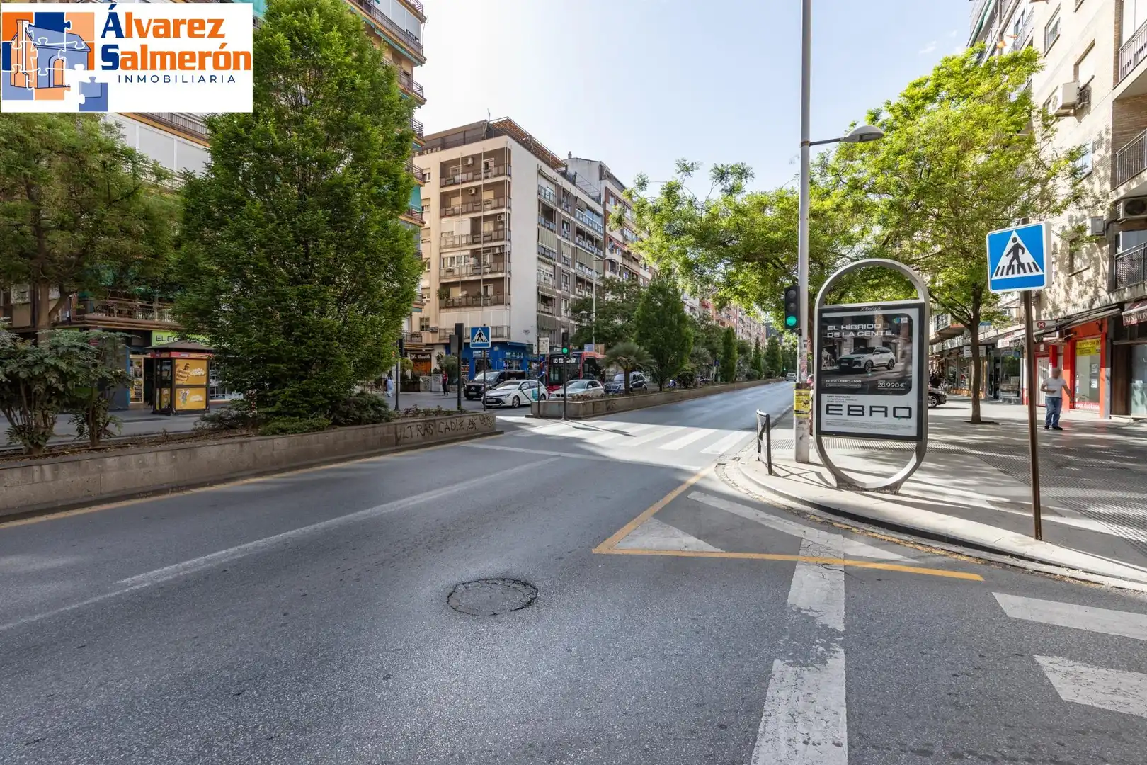 Außenansicht von Wohnung zum Verkauf in Granada mit Terrasse