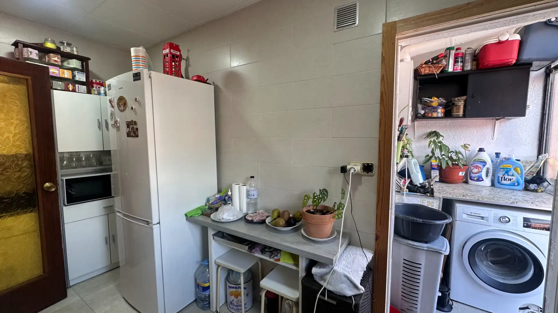 Cocina de Piso en venta en Sant Joan Les Fonts con Balcón