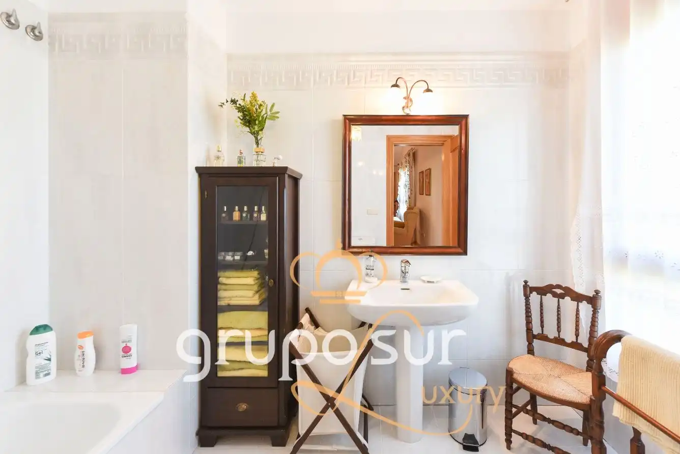 Casa o xalet en venda a Calle de la Fuente del Berrocal, 1, El Berrocal