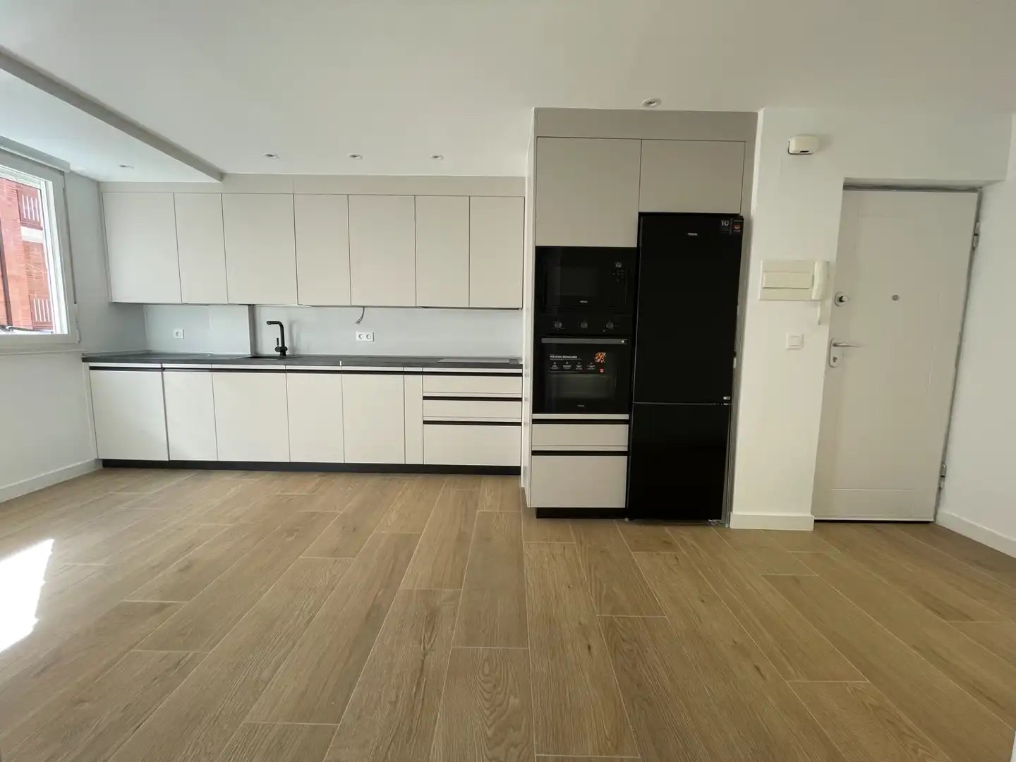 Piso con terraza en venta en Calle Navasfrías, imagen 7