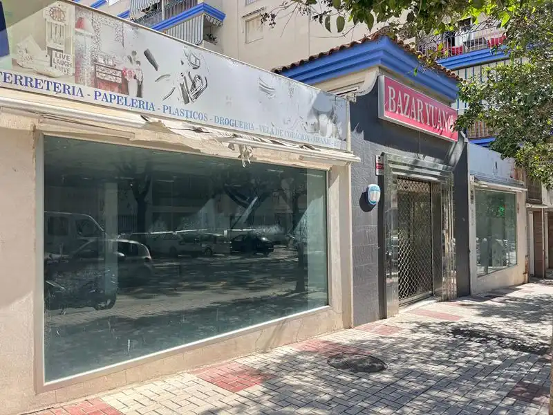 Local comercial en venda a Estepona Pueblo, imagen 3