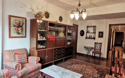 Living room of Flat for sale in Santiago de Compostela   with Heating and Storage room