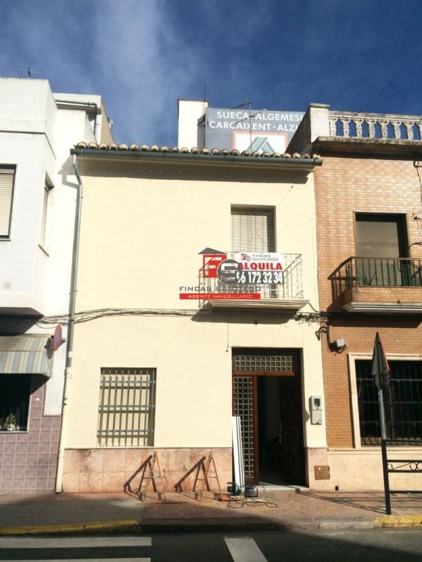 Vista exterior de Casa o xalet en venda en Favara amb Terrassa i Balcó