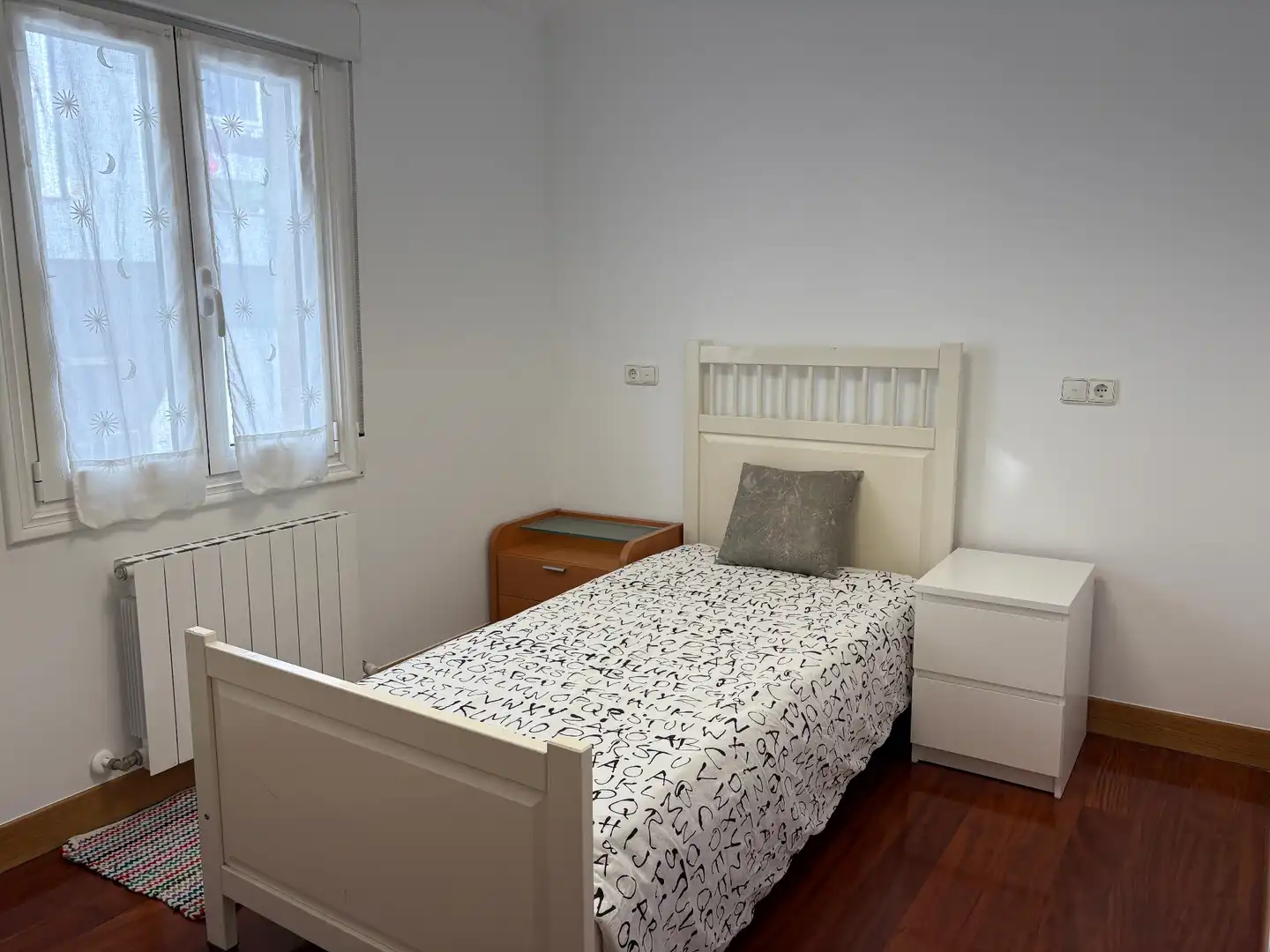 Schlafzimmer von Wohnung zum Verkauf in Mutriku mit Heizung, Terrasse und Möbliert