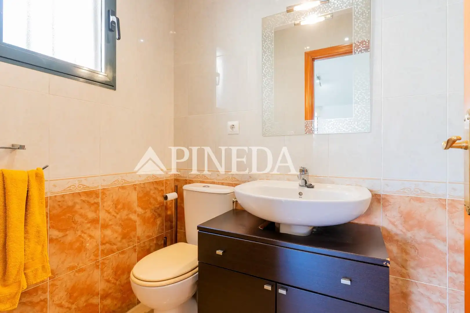 Baño de Casa adosada en venta en Puçol con Calefacción, Terraza y Trastero