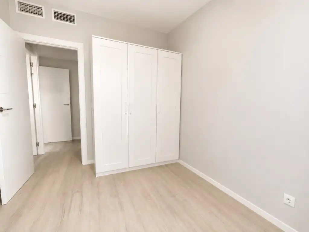 Bedroom of Flat for sale in Córdoba  with Air Conditioner, Terrace and Swimming Pool