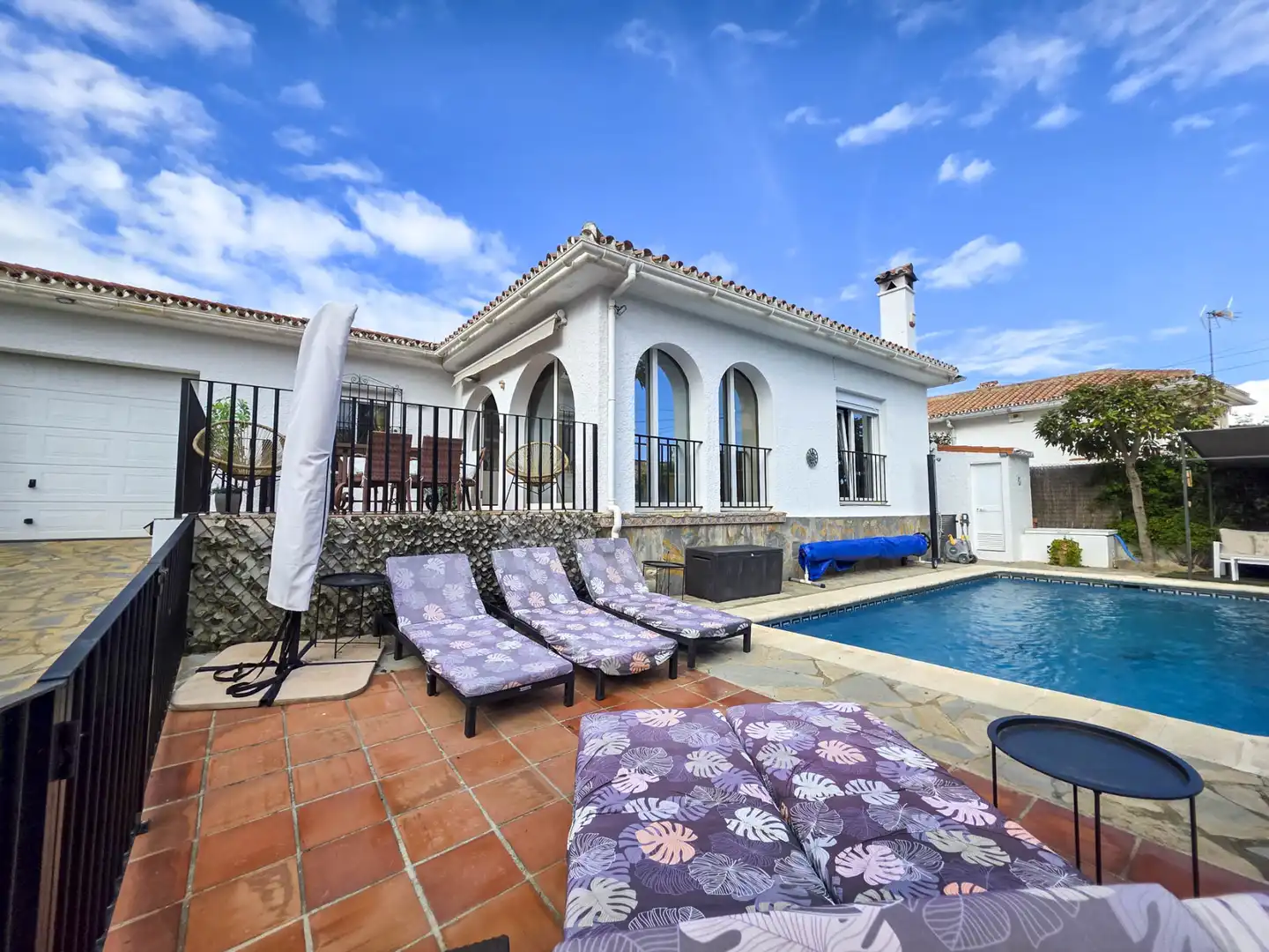 Exterior view of Houses for sale in Manilva  with Air Conditioner, Private garden and Terrace
