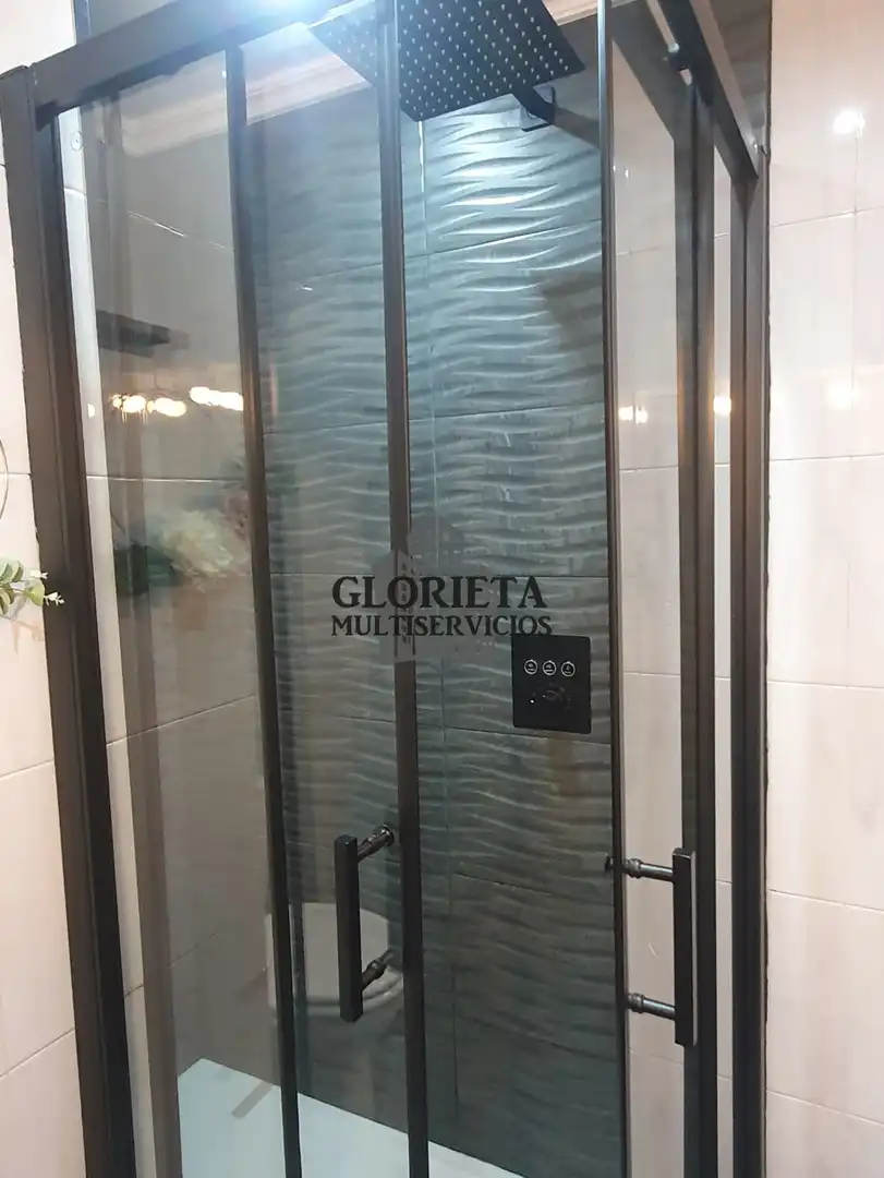 Badezimmer von Dachboden zum Verkauf in Vigo  mit Klimaanlage, Heizung und Parkett