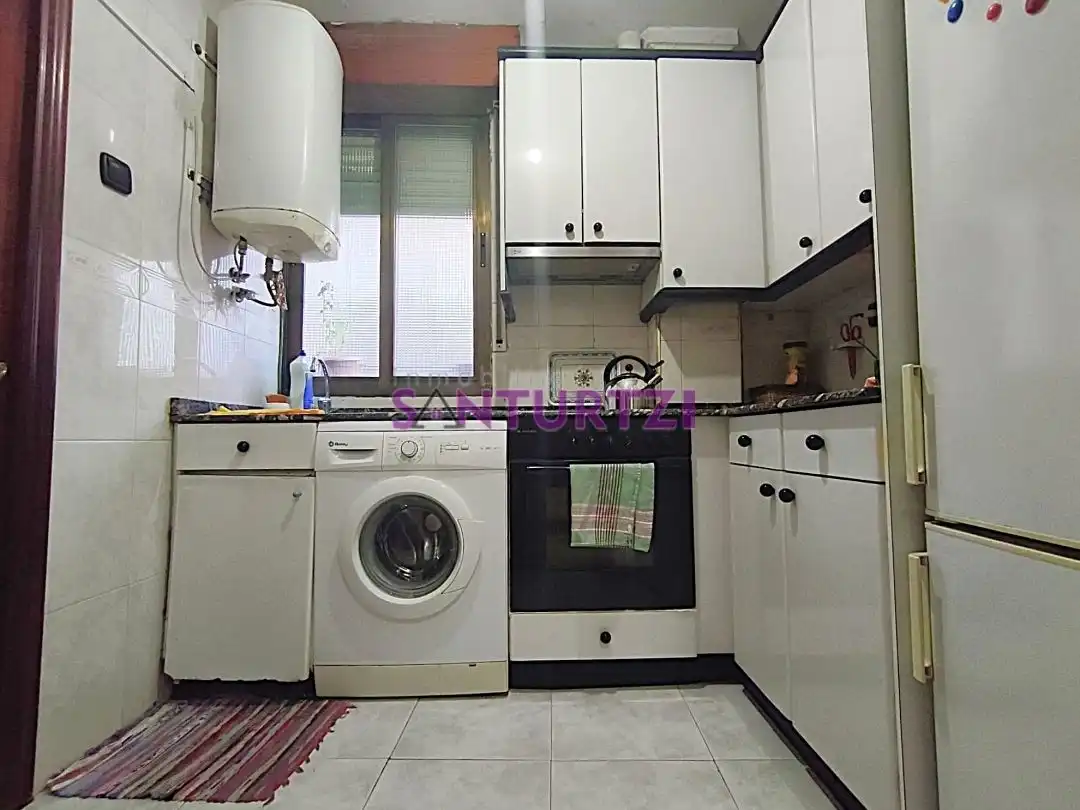 Kitchen of Flat for sale in Santurtzi   with Furnished