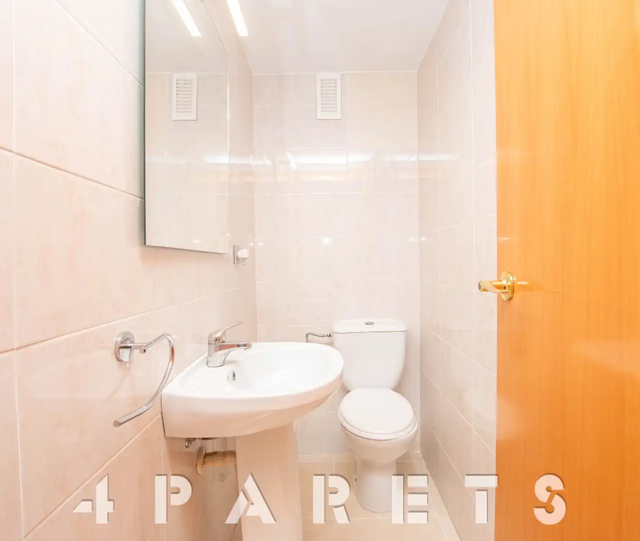 Bathroom of Flat for sale in Vilassar de Mar  with Heating, Parquet flooring and Oven