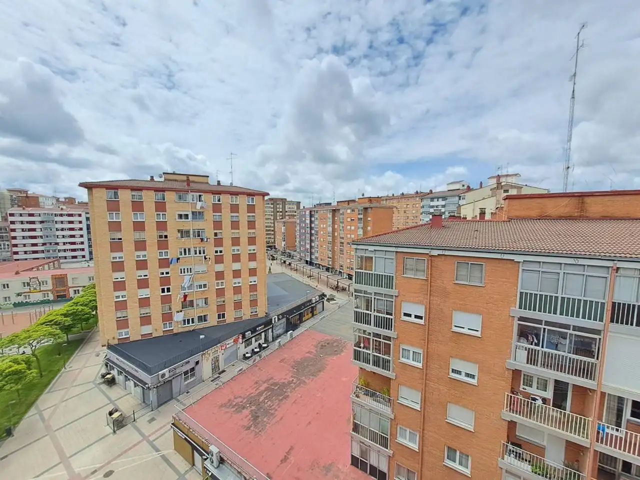 Exterior view of Flat for sale in Burgos  with Heating and Terrace