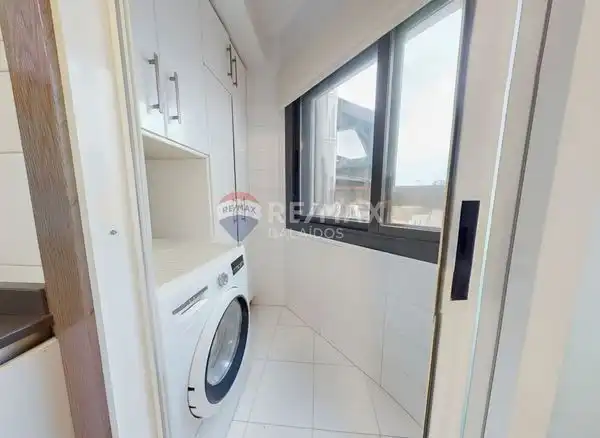 Habitación de Piso en venta en Vigo  con Calefacción y Trastero
