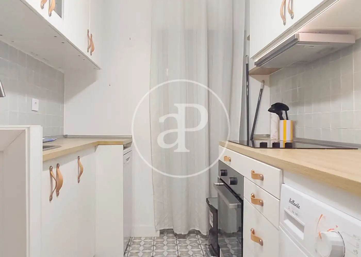 Kitchen of Flat for rent in Madrid  with Heating and Furnished