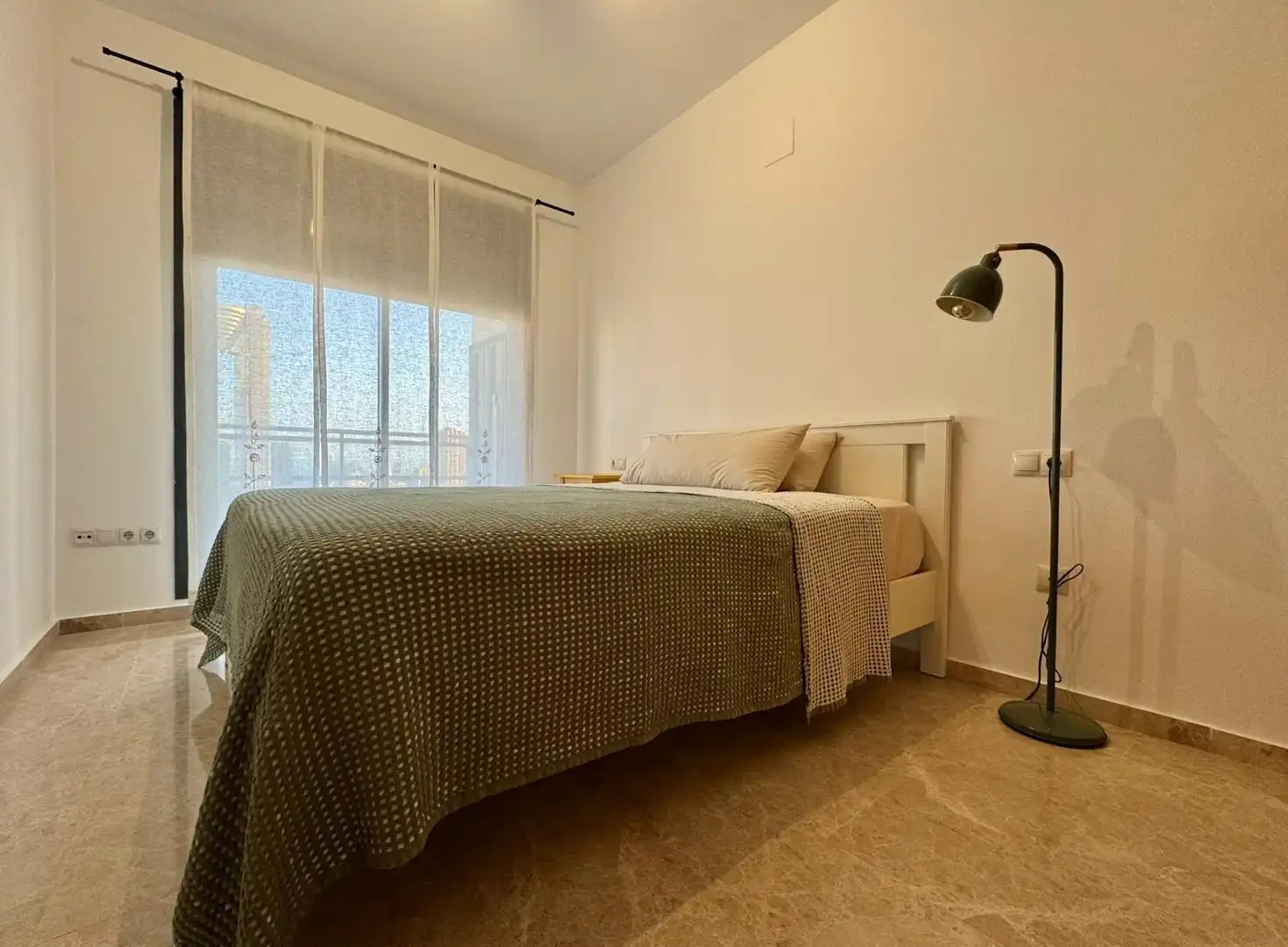 Bedroom of Apartments for sale in Benidorm  with Terrace, Storage room and Furnished