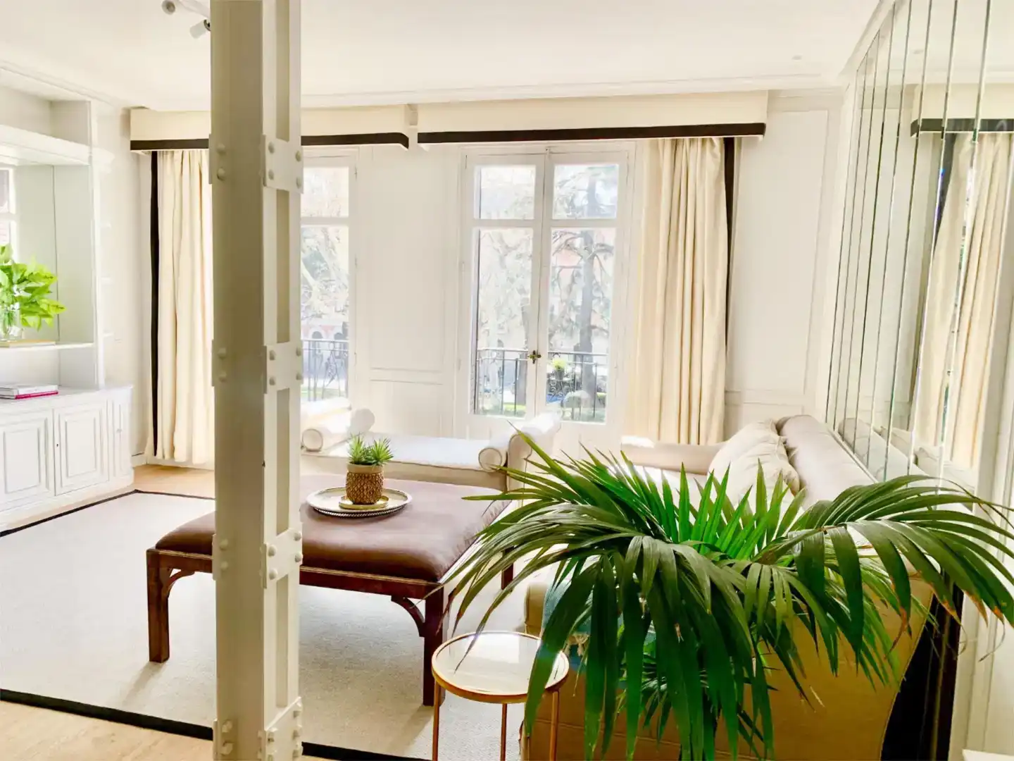 Sala d'estar de Pis de lloguer en  Madrid Capital amb Aire condicionat i Balcó