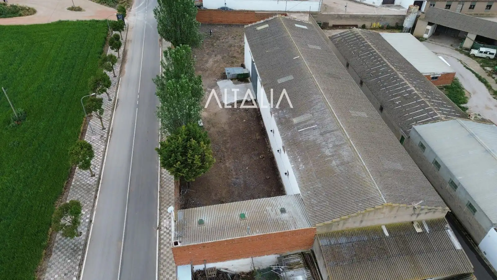 Nave industrial en venta en Hontanaya