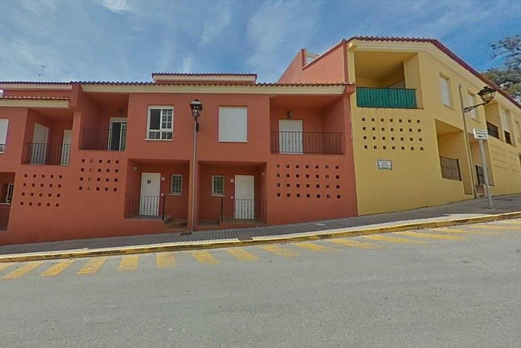 Vista exterior de Casa adosada en venda en Sanet y Negrals amb Piscina i Balcó