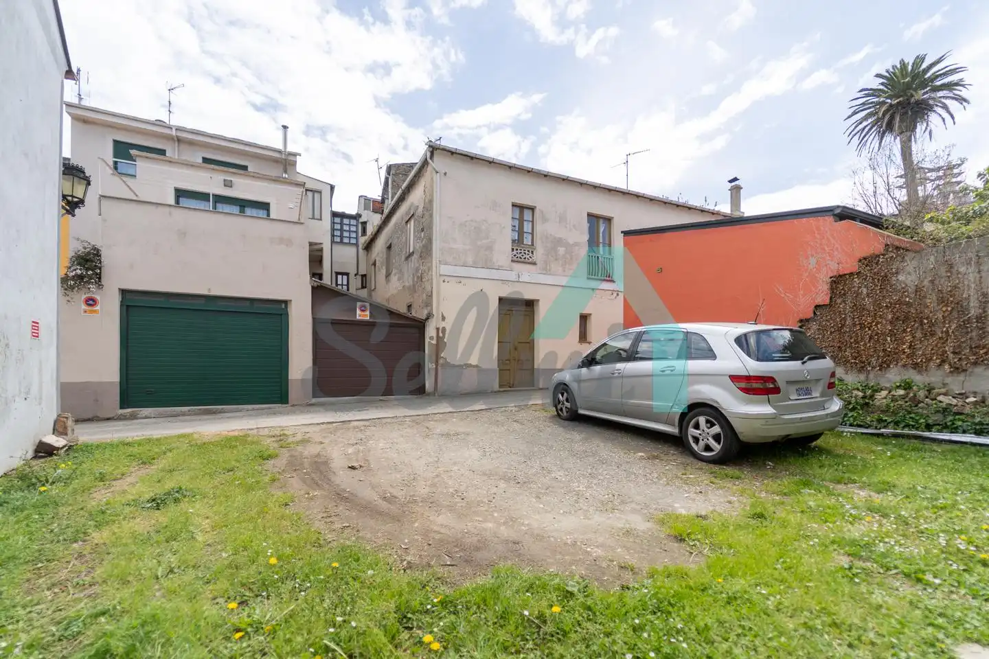 Vista exterior de Casa adosada en venta en Ribadeo con Calefacción, Jardín privado y Terraza