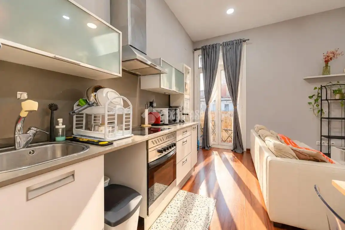Flat with terrace for sale in Sant Andreu, imagen 8