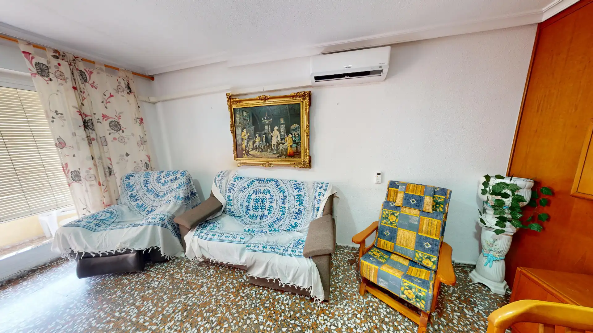 Sala d'estar de Pis en venda en Crevillent amb Moblat