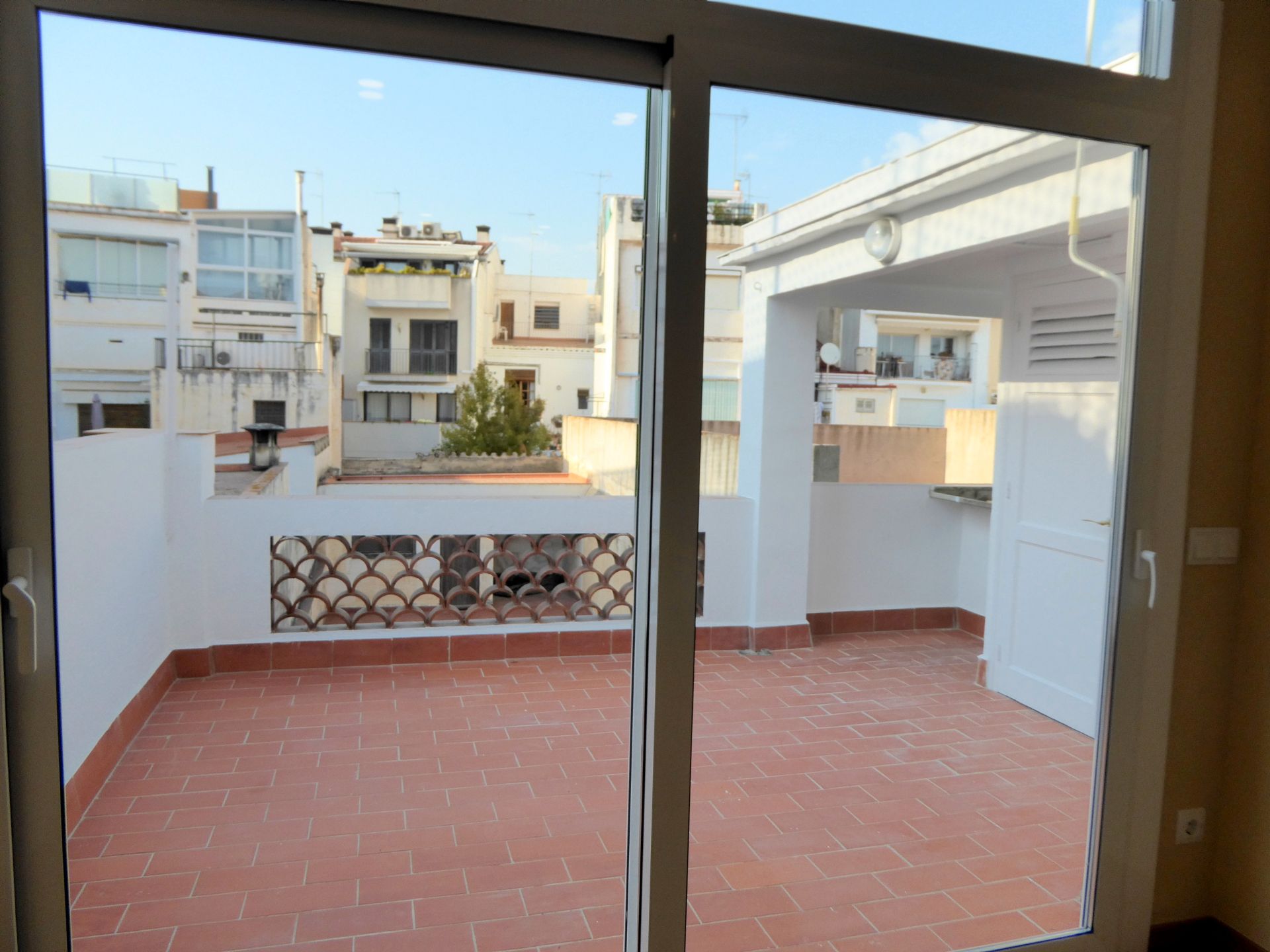 Terrassa de Pis de lloguer en Mataró amb Aire condicionat, Calefacció i Parquet
