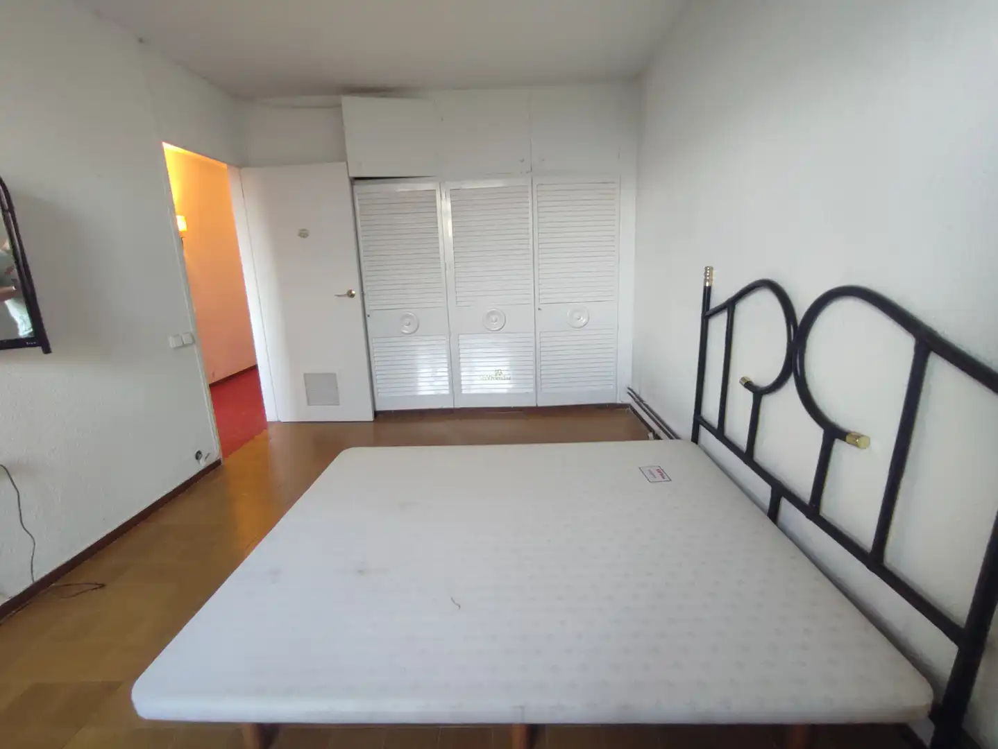 Dormitori de Casa o xalet en venda en Pallejà amb Aire condicionat, Calefacció i Jardí privat