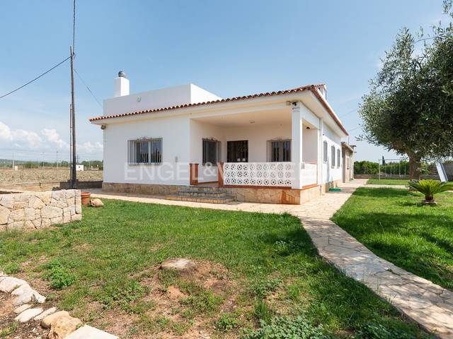 Casa-chalet en Venta en Pueblo