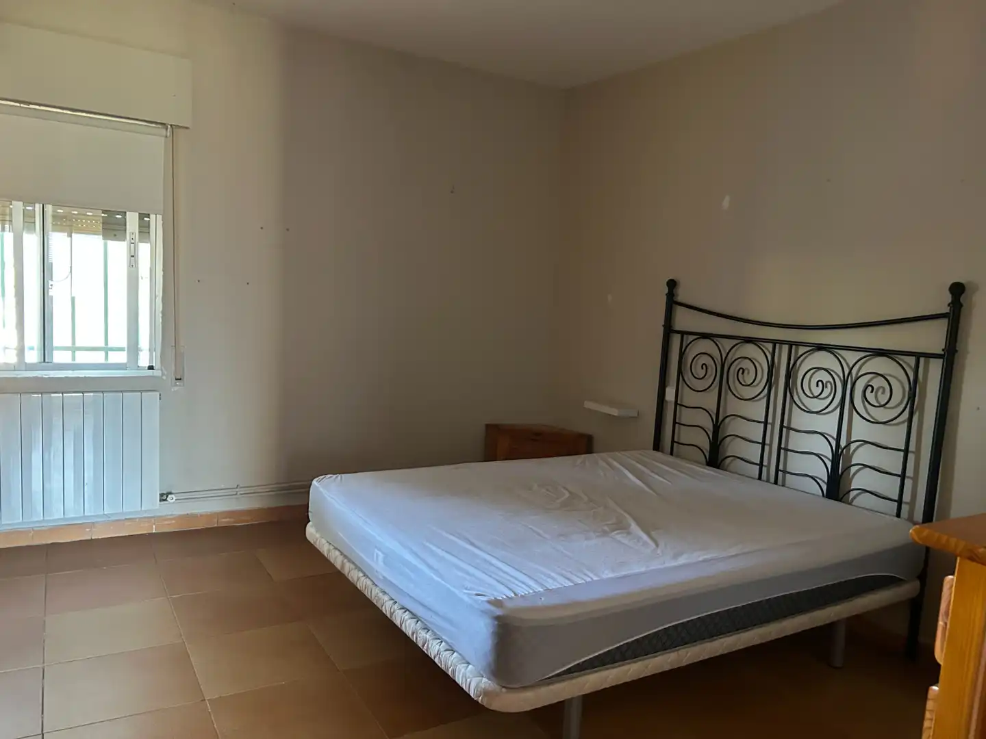 Habitación de Finca rústica en venta en Navas del Rey con Calefacción, Jardín privado y Terraza