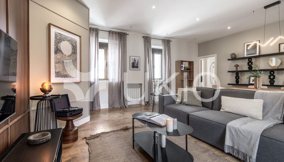 Apartamento de alquiler en Calle de Bailén, Palacio - Imagen 2