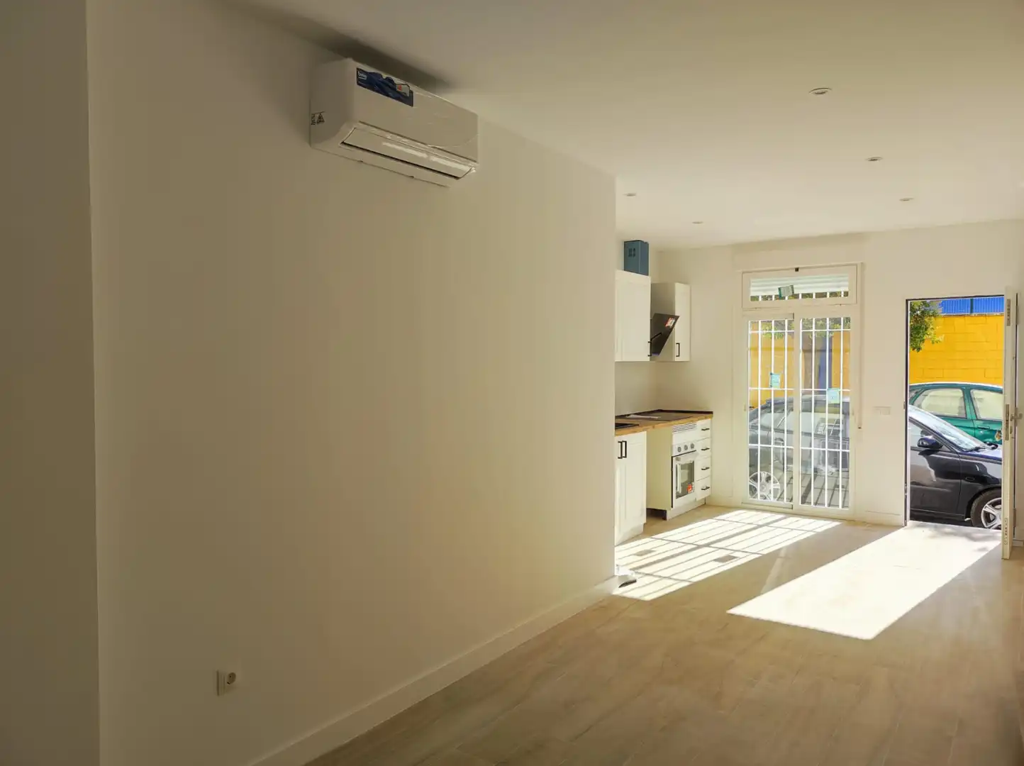 Sala d'estar de Estudi de lloguer en Málaga amb Aire condicionat, Calefacció i Forn
