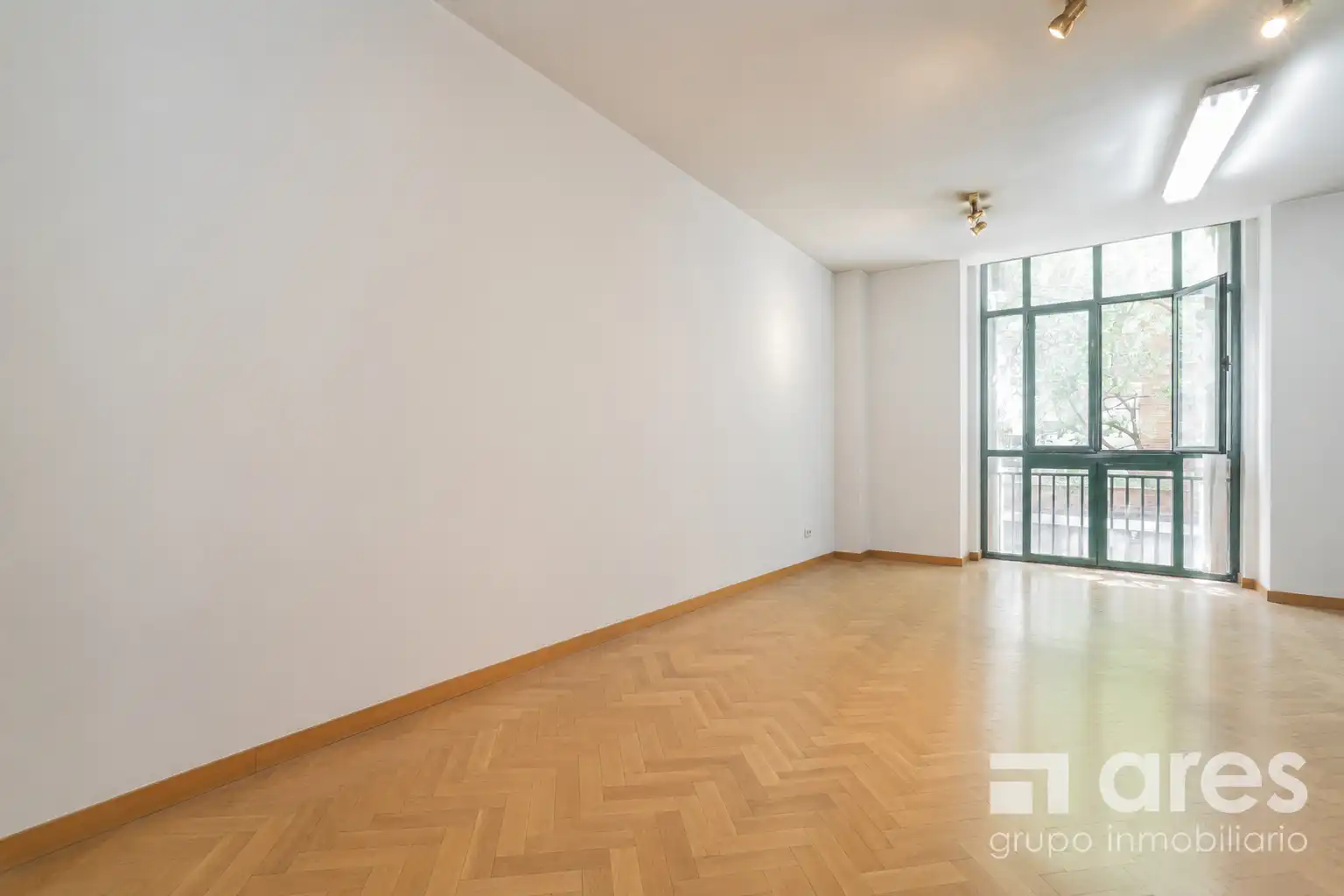 Habitación de Piso en venta en Madrid con Aire acondicionado, Calefacción y Trastero