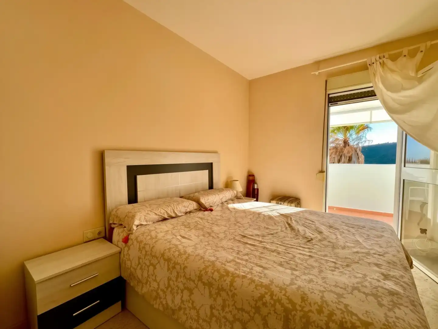 Bedroom of Ground floor for sale in Estepona  with Terrace, Storage room and Furnished