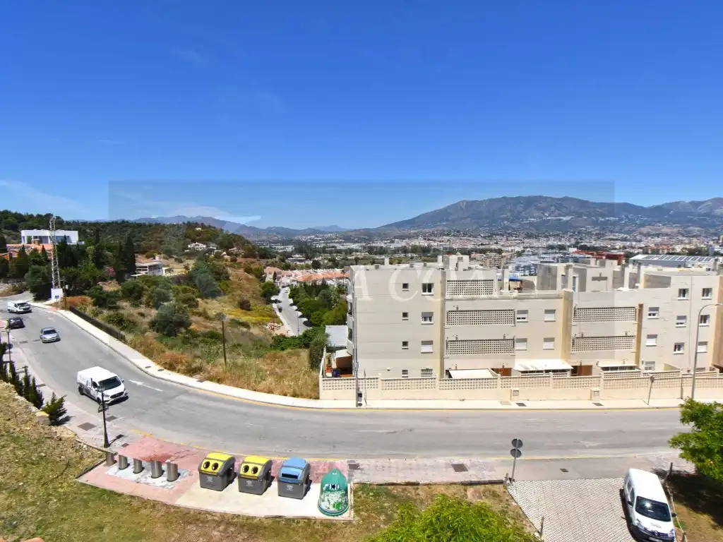Exterior view of Attic for sale in Fuengirola  with Air Conditioner, Private garden and Terrace