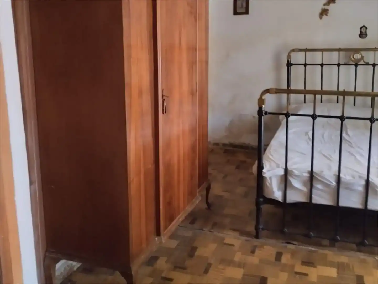 Habitación de Casa adosada en venta en Valdecasa con Jardín privado