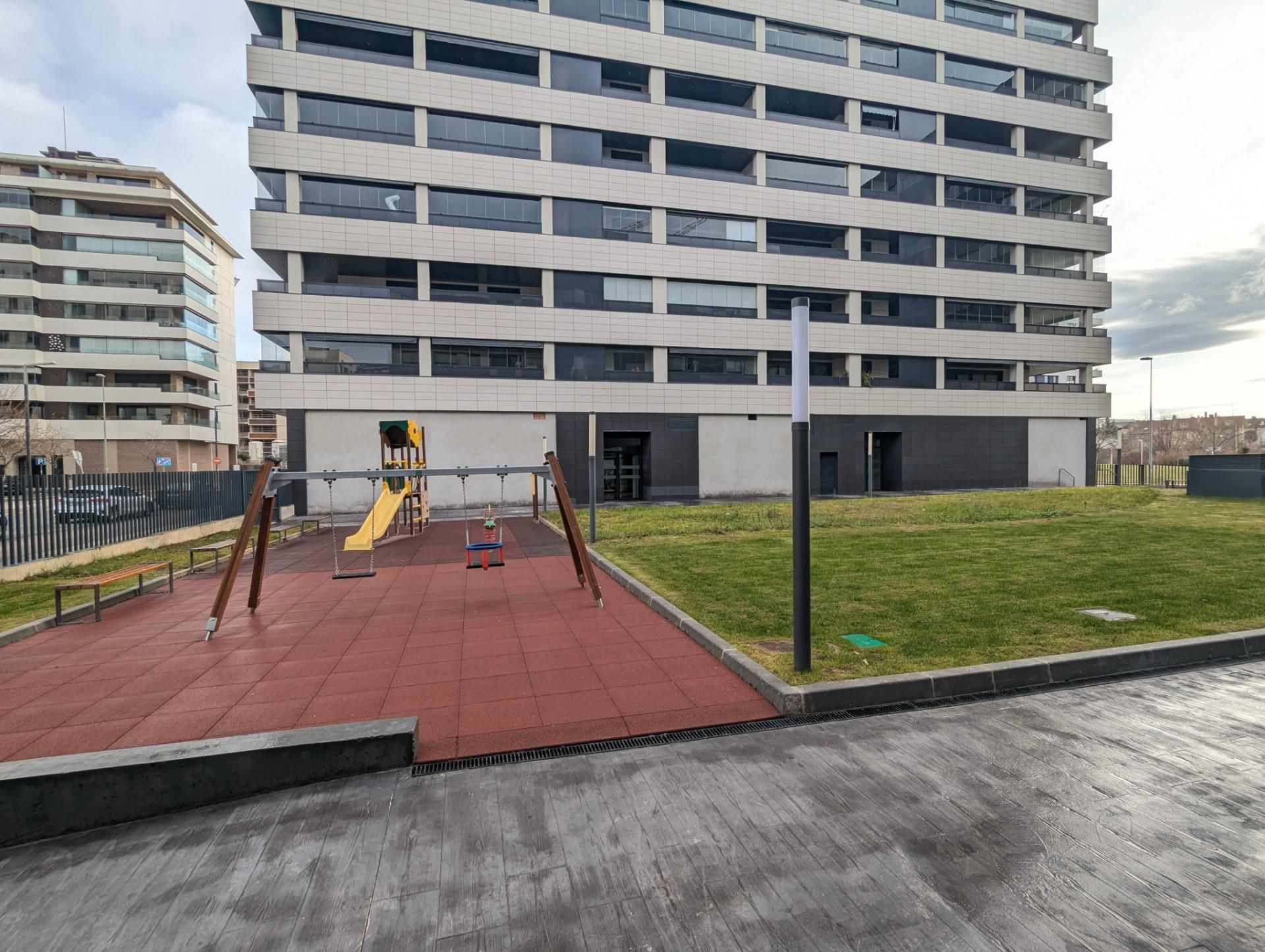 Exterior view of Attic for sale in  Pamplona / Iruña  with Heating, Terrace and Storage room
