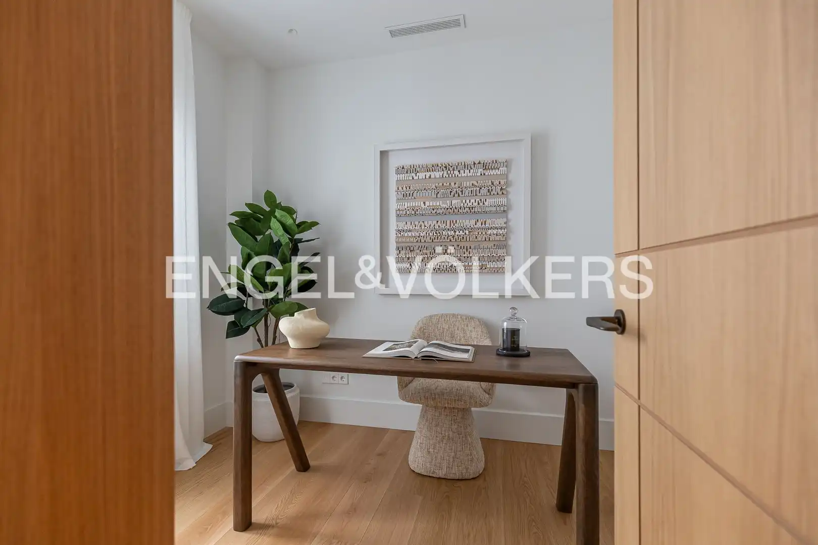 Wohnung zum Verkauf in Madrid mit Klimaanlage, Heizung und Terrasse