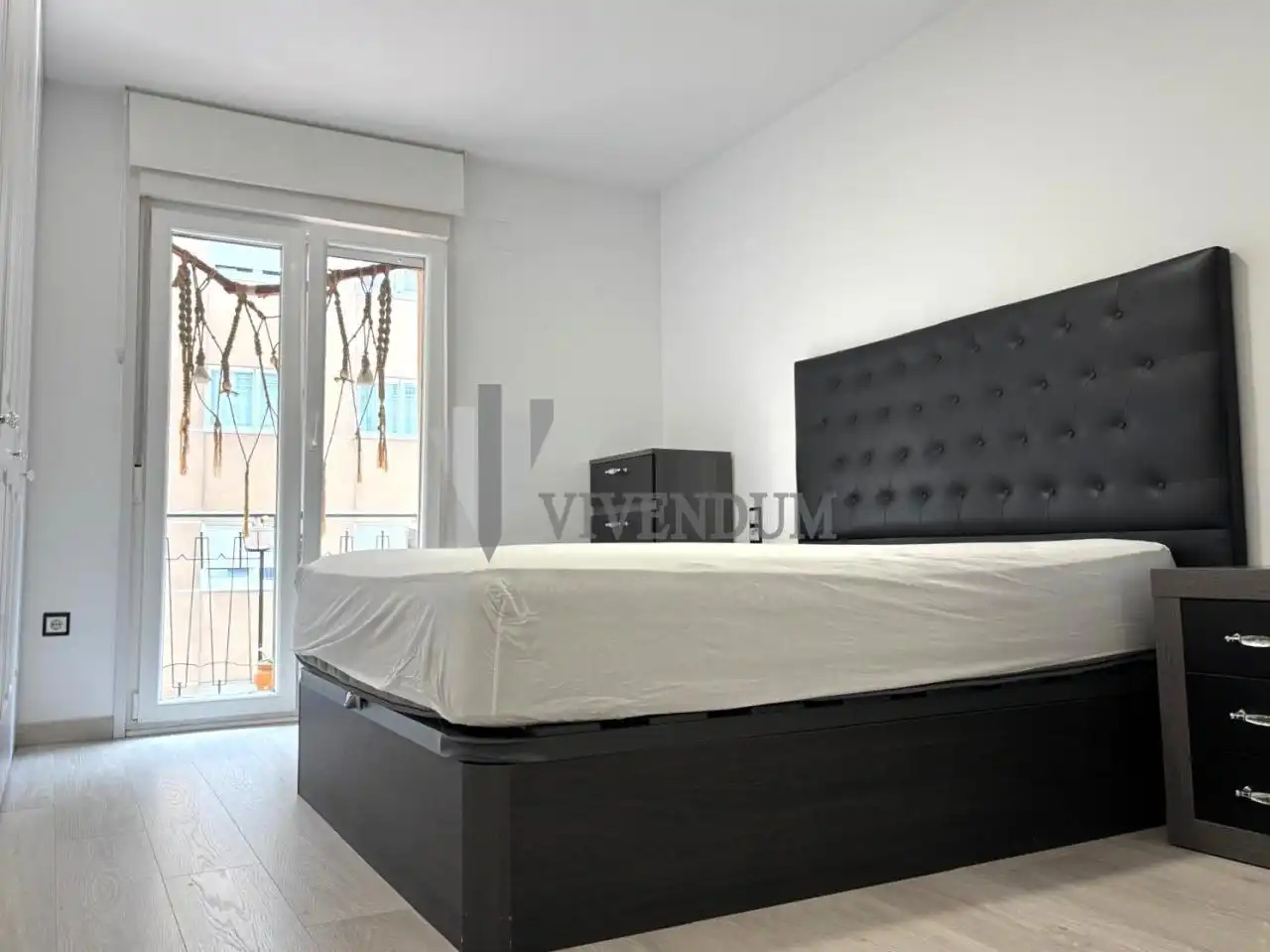 Habitación de Piso en venta en Vigo  con Calefacción y Balcón