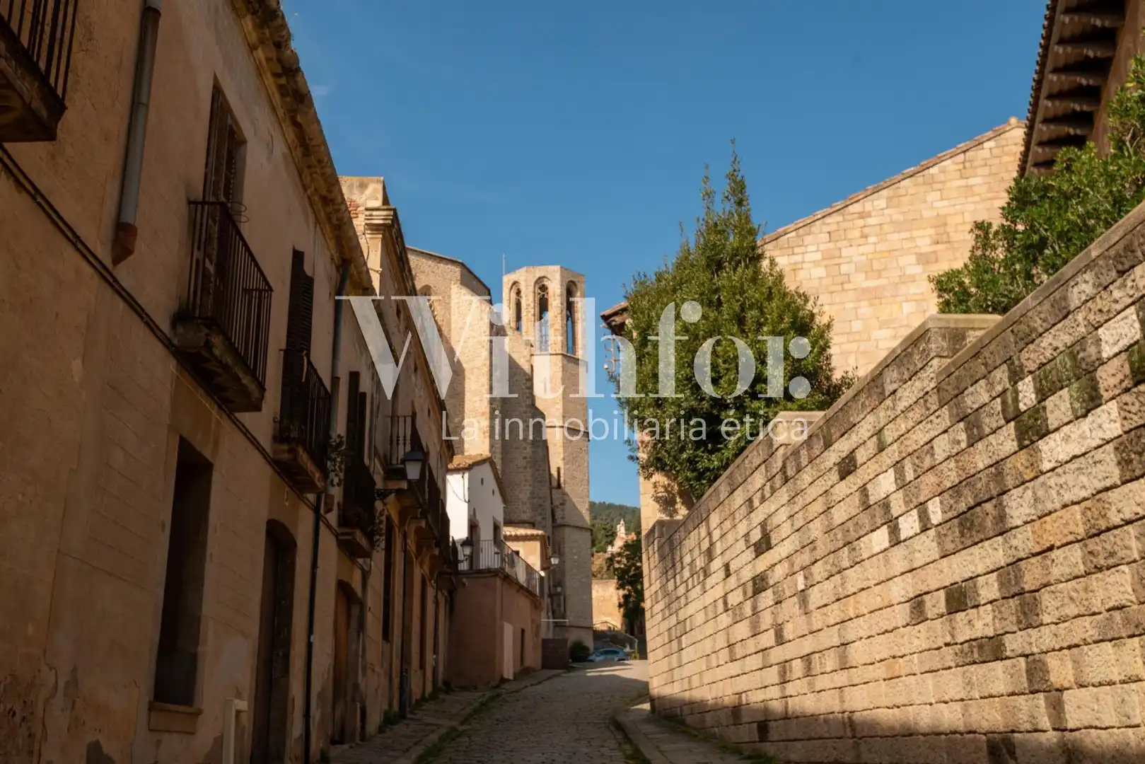 Vista exterior de Casa o xalet en venda en Barcelona