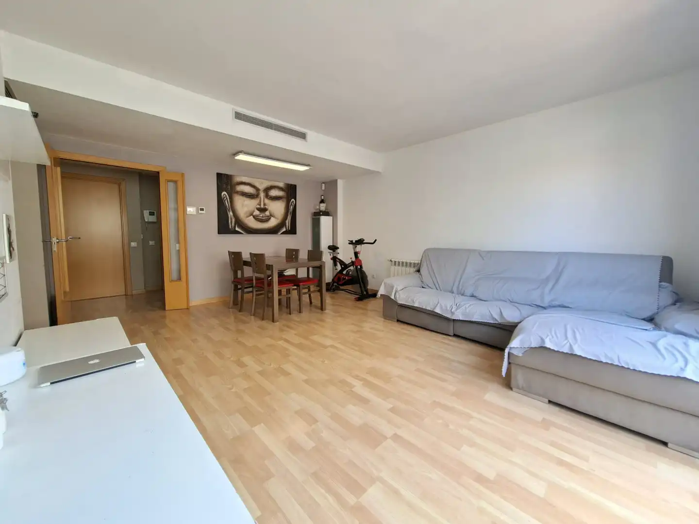 Sala de estar de Ático en venta en Badalona con Aire acondicionado, Calefacción y Trastero
